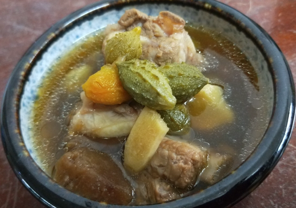 鳳梨排骨湯食譜