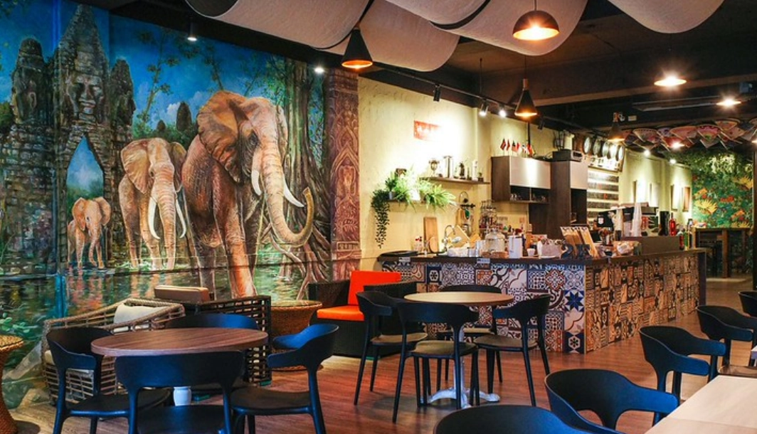 三重咖啡廳 晚上