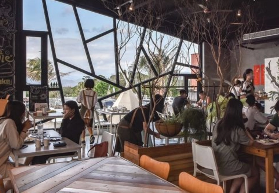 墾丁咖啡廳海景