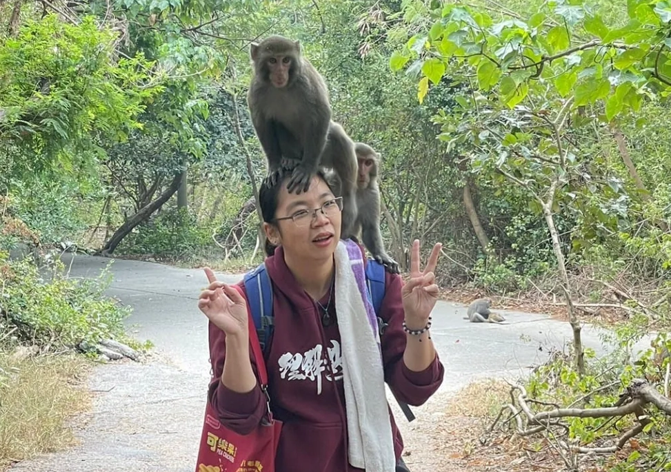 猴子跳到身上 夢境解析