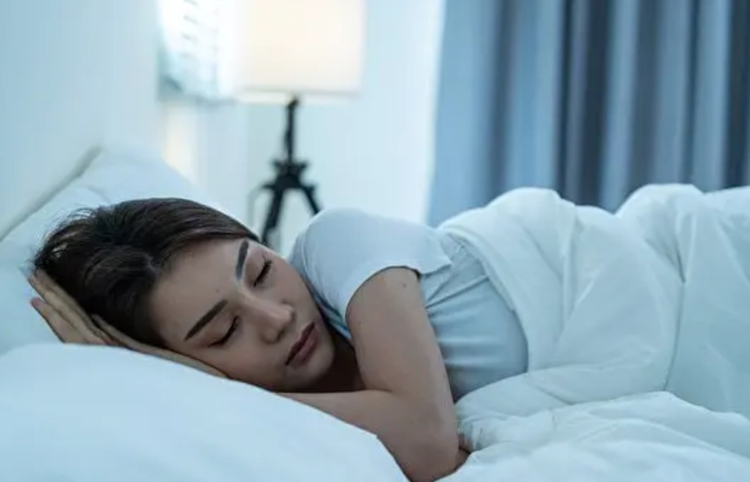 夢見醒不來 原因