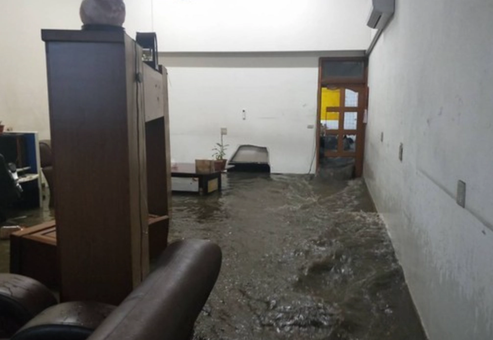 夢見大水進屋 夢見大水進屋