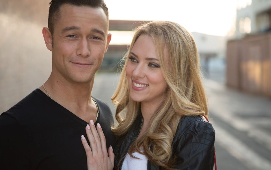 男人會在有興趣的女生面前聊到其他異性嗎 男人會在有興趣的女生面前聊到其他異性嗎