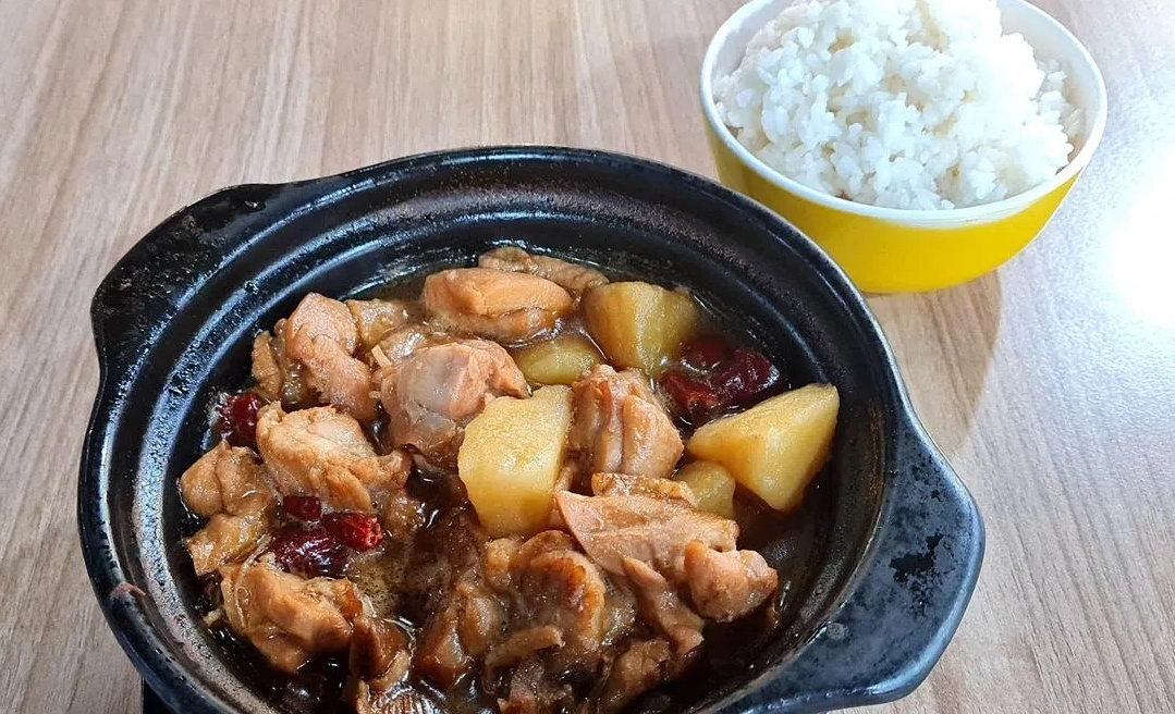 黃燜雞米飯食譜 黃燜雞米飯食譜