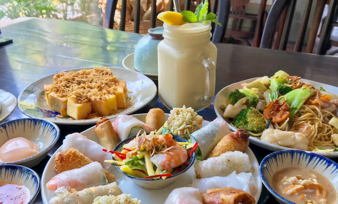 胡志明特色餐廳