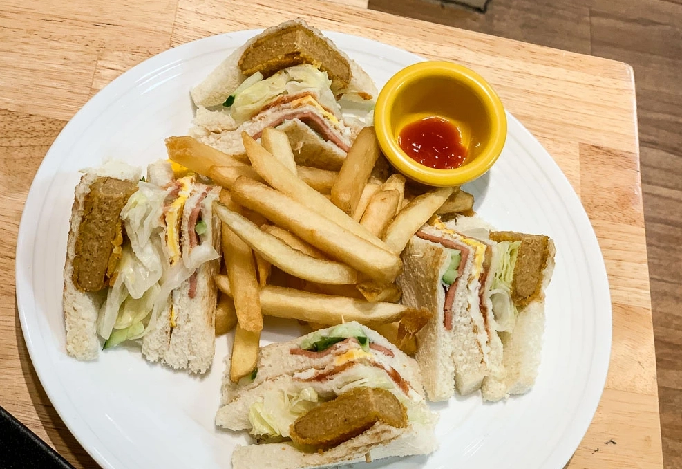 台南東區素食早午餐